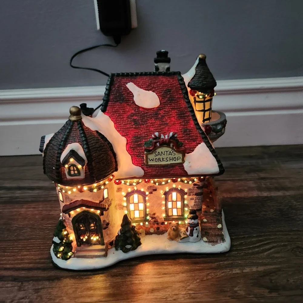 Santa's Workshop Illuminated Christmas Village House Ceramic Fiber Optic Xmas